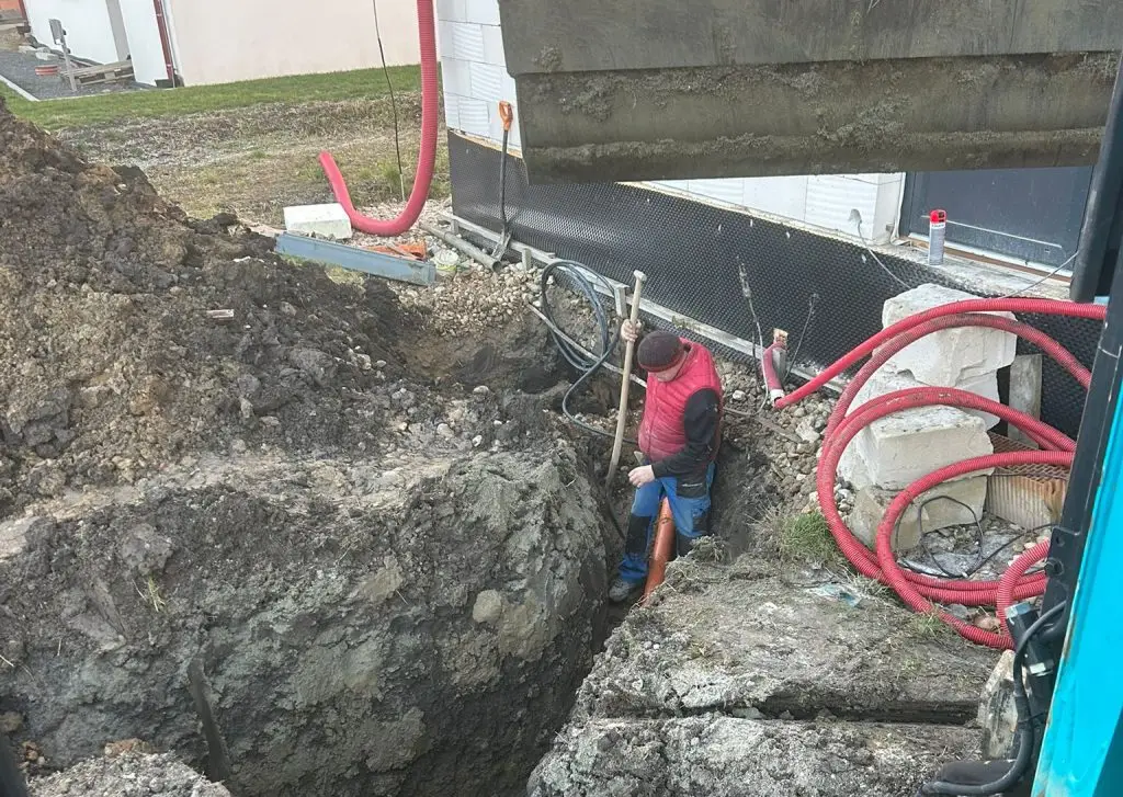 Přípojka kanalizace