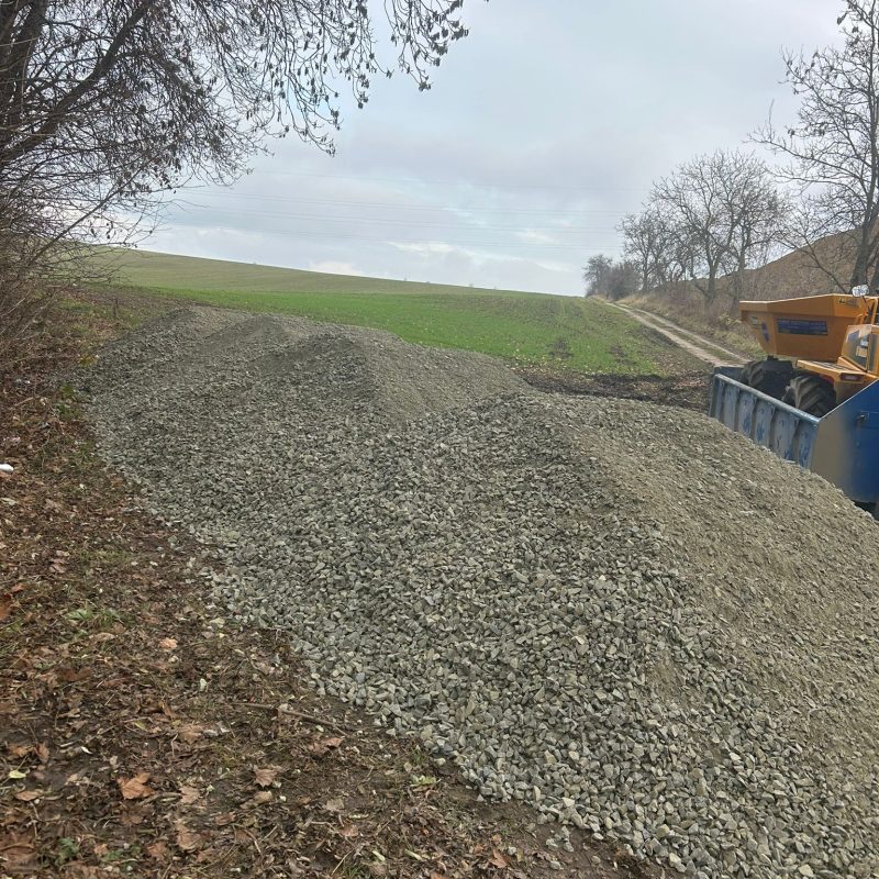 WhatsApp Image 2025-12-16 at 18.34.325