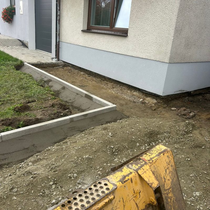 WhatsApp Image 2025-12-16 at 18.38.04