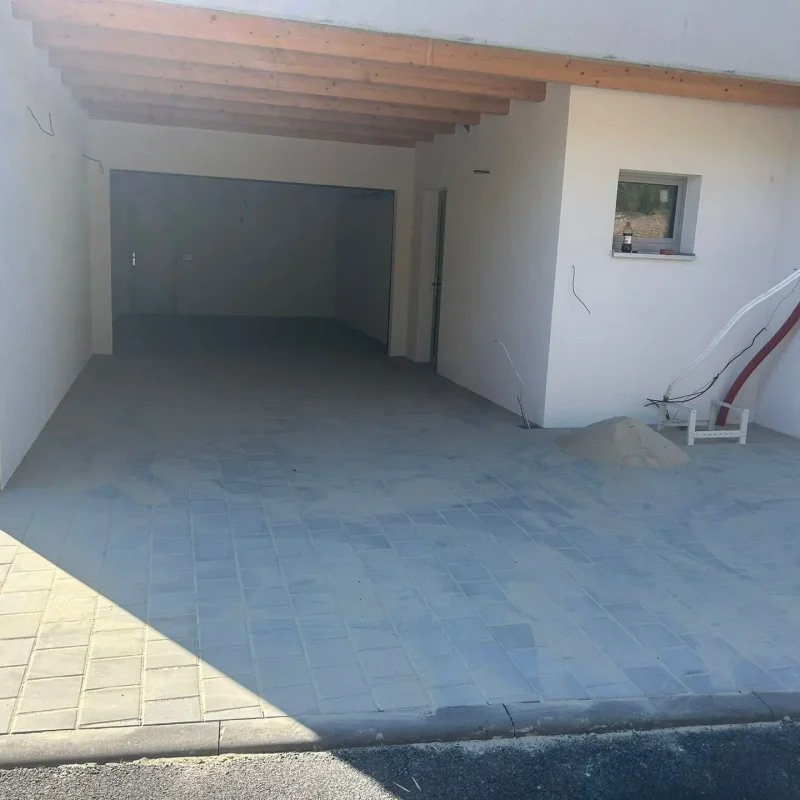 WhatsApp Image 2025-12-16 at 18.42.09 (4)