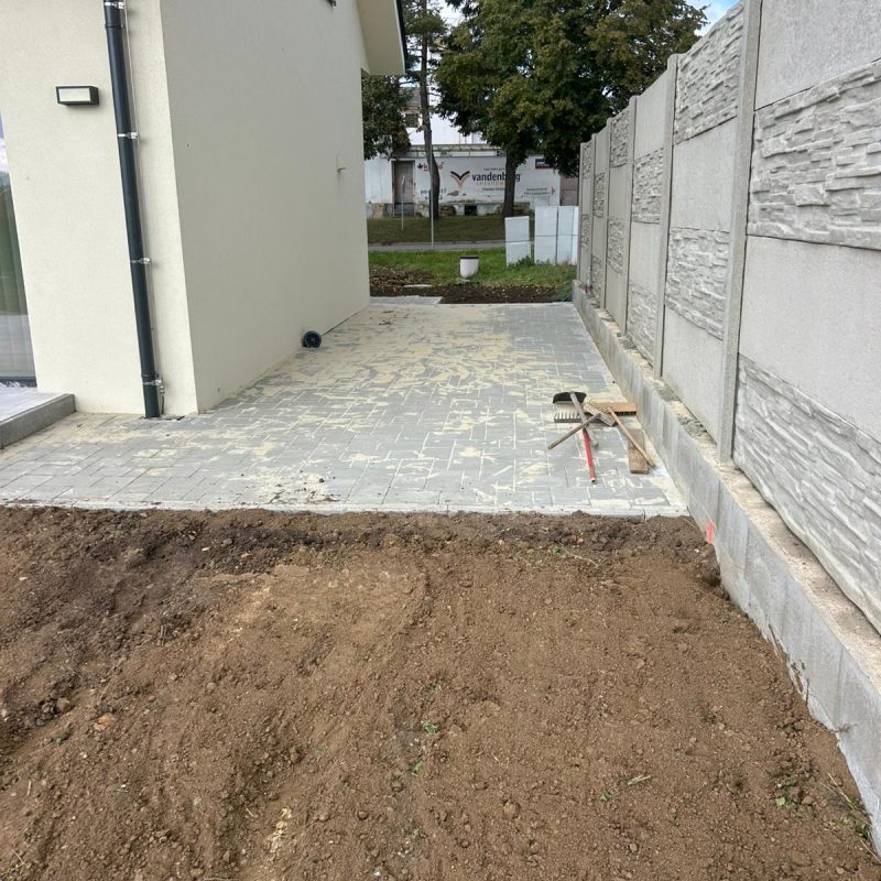 WhatsApp Image 2025-12-16 at 18.46.03 (1)