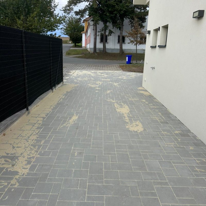 WhatsApp Image 2025-12-16 at 18.46.03 (7)